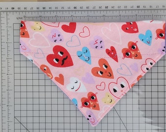 Hearts reversible pet bandana