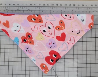 Hearts reversible pet bandana