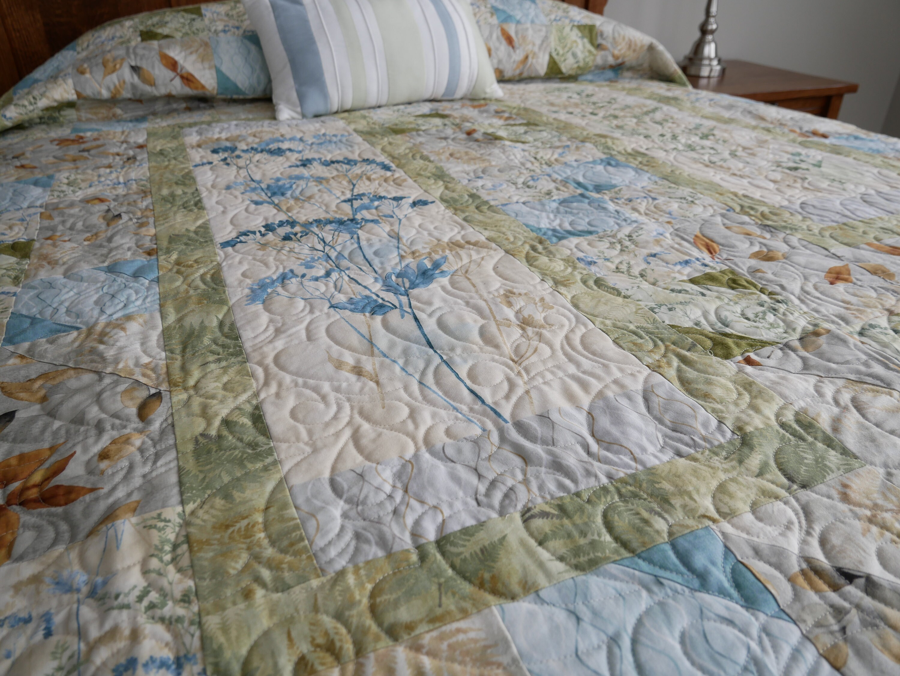 Queen Size Quilt to Brighten Your Spring and Summer Decor Etsy