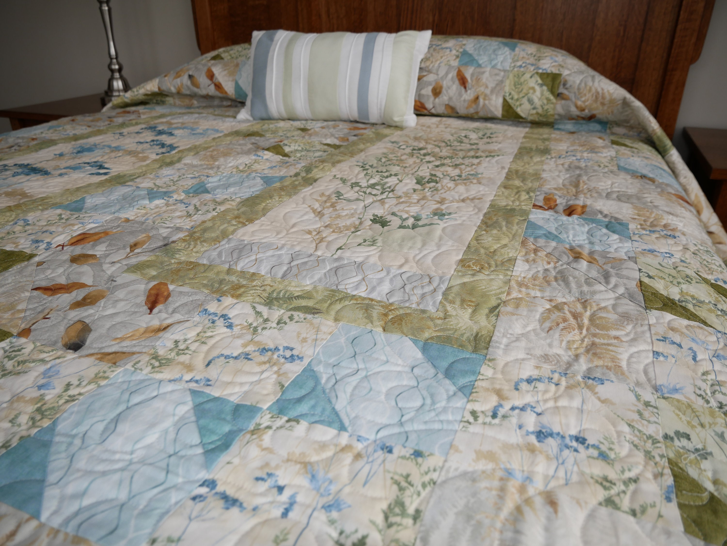 Queen Size Quilt to Brighten Your Spring and Summer Decor Etsy