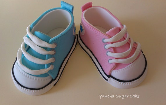 baby booties fondant