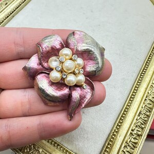 Vintage Jewelry Flower Brooch Gorgeous Shabby Chic Faux Pearl Pin Painted Enamel Flower with Rhinestones