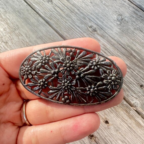 Vintage Jewelry Art Nouveau Metal Flowers Sash Pin Brooch