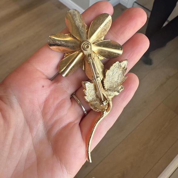 Broche Vintage Dorée à Petites Perles - Motif Floral - Métal Doré Et Perles
