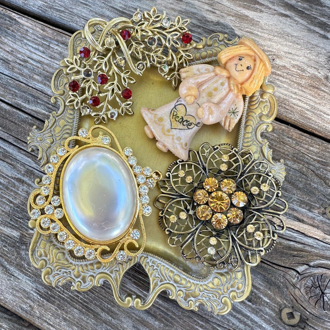 Vintage Brooch Lot, Jewelry Craft Supplies, Repurposing  display picture 3