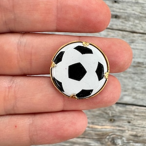 Vintage sieraden voetbal broche voetbalspeld voetbalsieraden