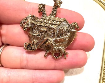 ノアの箱舟のブローチ - Etsy 日本