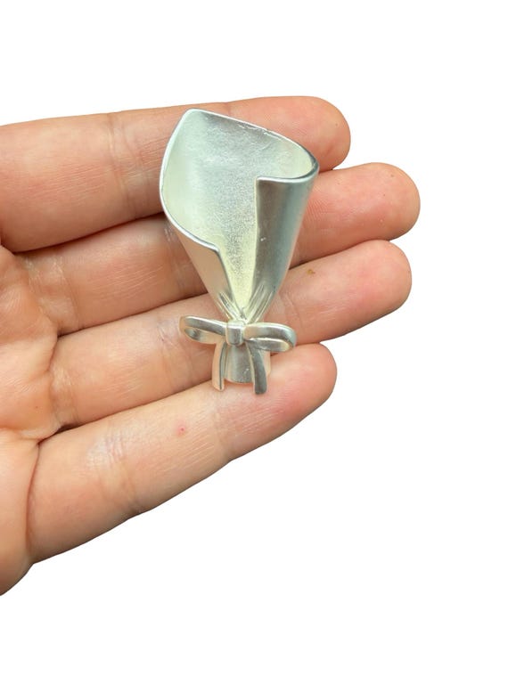 Vintage Flower Holder Silver Tone Brooch, Posey Holder Pin Vase