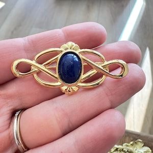 Vintage Gold Toned Brooch with Large Blue Stone