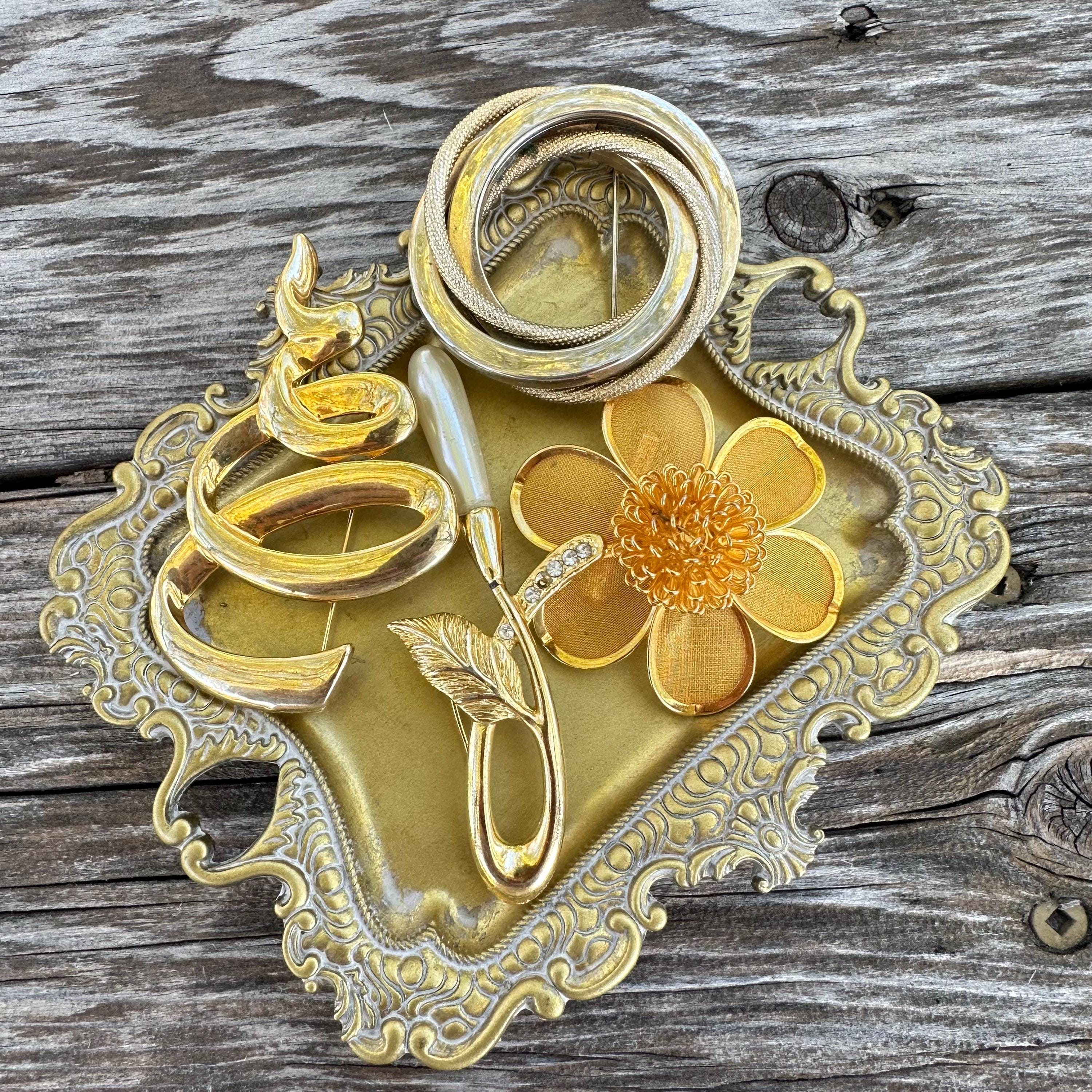 Vintage Brooch Lot For Repair Or Crafts 107 VINTAGE ENAMEL FLOWER BROOCH PINS REPAIR CRAFT LOT  main image 4
