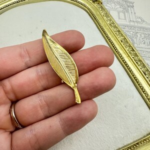 Vintage Schmuck Gold Ton Blatt Brosche Pin