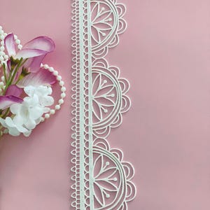 2 Edible Lace - Sugar Lace - Cake Lace - cake border