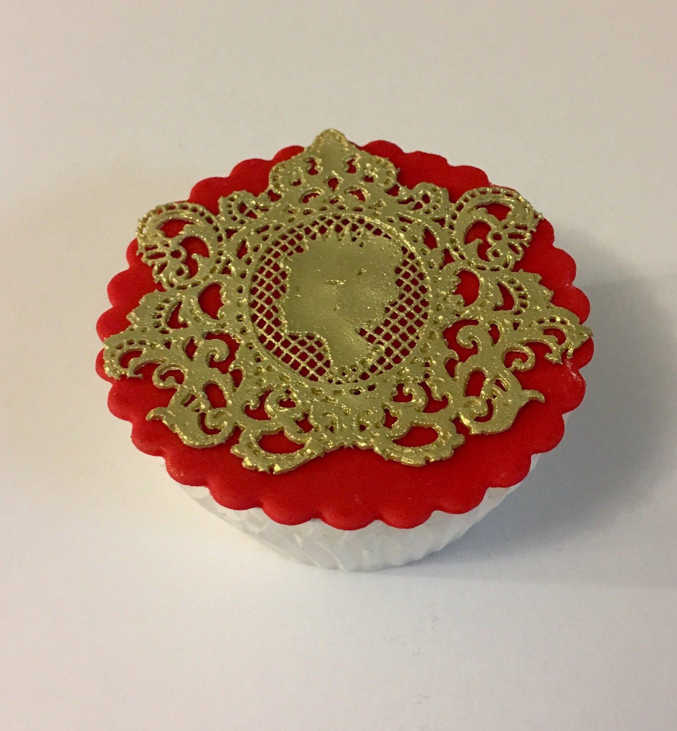 Edible Lace 12 Sugar Cameo Doilies Lace Sugar Lace Cake Etsy Canada