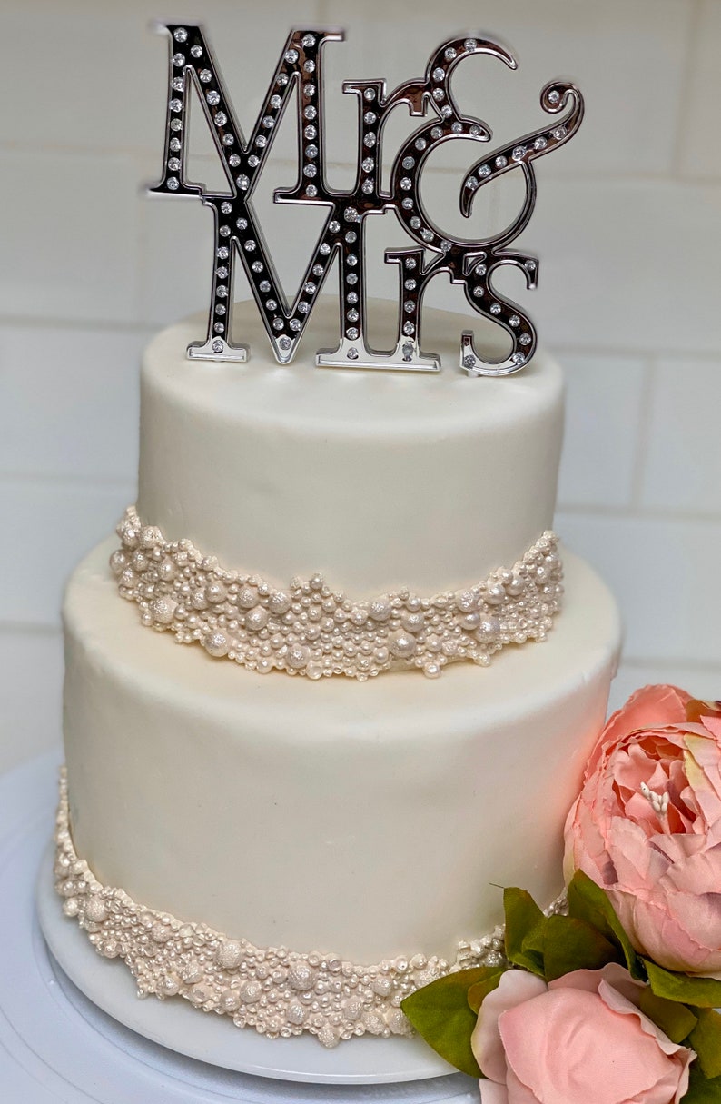edible pearls for cakes