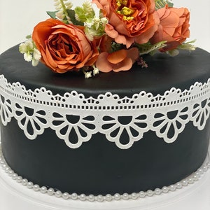 2 Edible Lace - Sugar Lace - Cake Lace - cake border