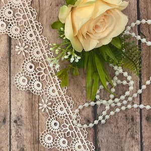 2 Edible Lace - Sugar Lace - Cake Lace - cake border