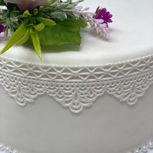2 Edible Lace - Sugar Lace - Cake Lace - cake border