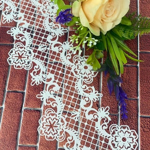 2x  Edible Lace - Sugar Lace - Cake Lace