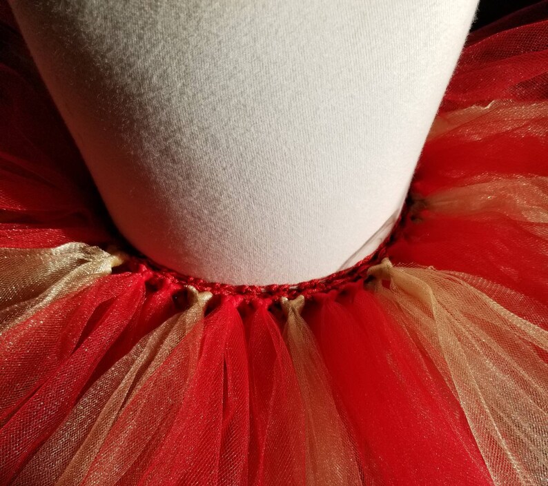 Red and gold tutu ballerina tutu princess tutu toddler tutu infant tutu girls tutu kids tutu christmas tutu xmas tutu holiday tutu afbeelding 5