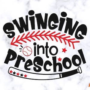 Swinging into PreSchool SVG Datei für Schneidemaschinen - Cricut Silhouette Erster Tag der Vorschule SVG Baseball Kinder Geschenk