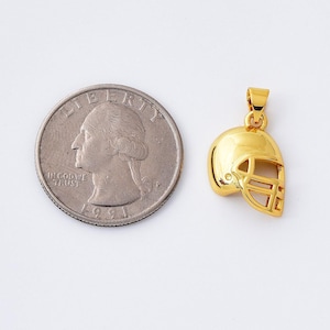 Ciondolo con casco da football riempito d'oro, ciondolo con casco, fornitura per la creazione di gioielli, collana, braccialetto, 22x14mm, CP2087
