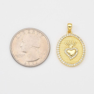 Ciondolo con medaglione rotondo del Sacro Cuore riempito d'oro, ciondolo a forma di cuore Milagro, gioielli religiosi cattolici, collana, bracciale, 27x17 mm, CP2044