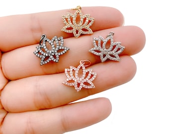 18K Gold gefüllt Lotus Charm Anhänger Micro Pave CZ Lotus Blume Charme Lotus Blume Charme Blumencharme Blume Anhänger 16 x 15 mm DP051