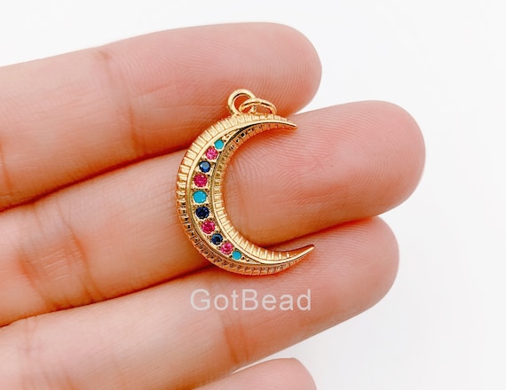 【びーんず】Crescent Moon Charm 22k Gold Filled Crescent Moon Charm CZ Micro Pave, Crescent Moon