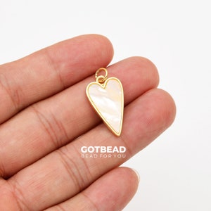 Delicato ciondolo a forma di cuore in madreperla, ciondolo a forma di cuore riempito d'oro per collana, bracciale e fornitura di gioielli, 25x12 mm, CP2062
