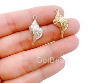 Shell Gold Plated Copper Charm Pendant, Shell Charm, Shell Pendant, 24x11mm, CPP035-A625