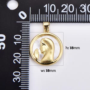 Ciondolo riempito d'oro con la Vergine Maria che prega, ciondolo con la Madonna di Guadalupe, fornitura per la creazione di gioielli, collana, braccialetto, 18x18 mm, CP1933