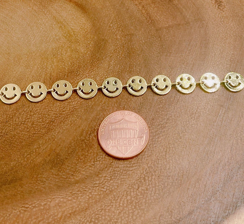 18K Gold Happy Face Emoji Chain by Yard Gold Smile Face Chain Etsy