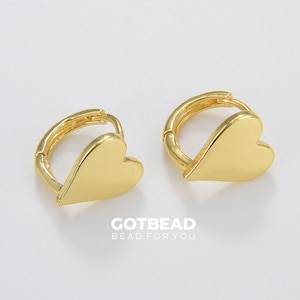 1 pair Tiny Heart Stud Earrings, Gold Filled Heart Stud, Minimalist Earrings, Perfect Simple Earrings for Her, 14x11mm, ER198