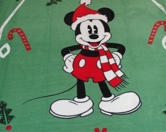 Disney Mickey Mouse Christmas Fleece Tie Throw Blanket