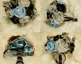 Tim Burtons Corpse Bride inspired Bouquet. Shown in 5 inches in diameter. Handmade to order.