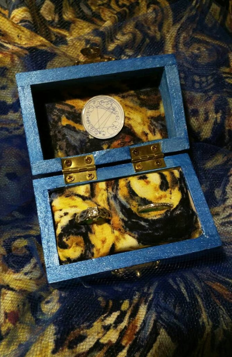 Dr Who 11th Doctor Van Gogh inspired Ringbox~Galifreyan writes You are loved by so many /& so much and by no one more than me ~ River Song