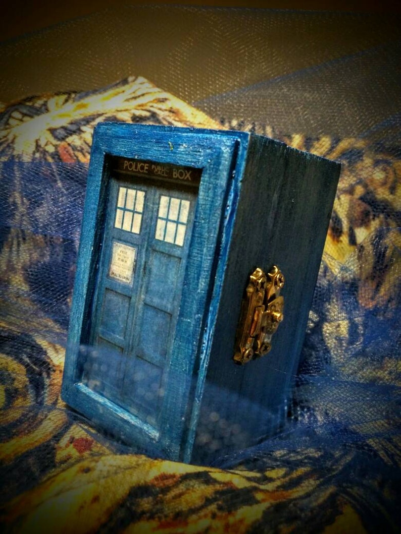 Dr Who 11th Doctor Van Gogh inspired Ringbox~Galifreyan writes You are loved by so many /& so much and by no one more than me ~ River Song