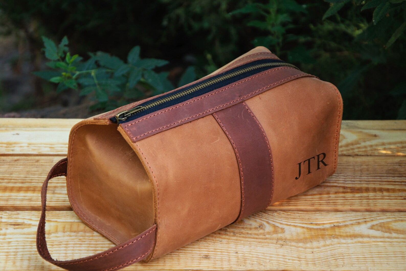 Personalized Leather Mens travel case Toiletry Bag Dopp Kit Etsy