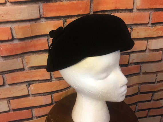 Beret, Womens Beret Hat, Sheraton Beret/Black Bere