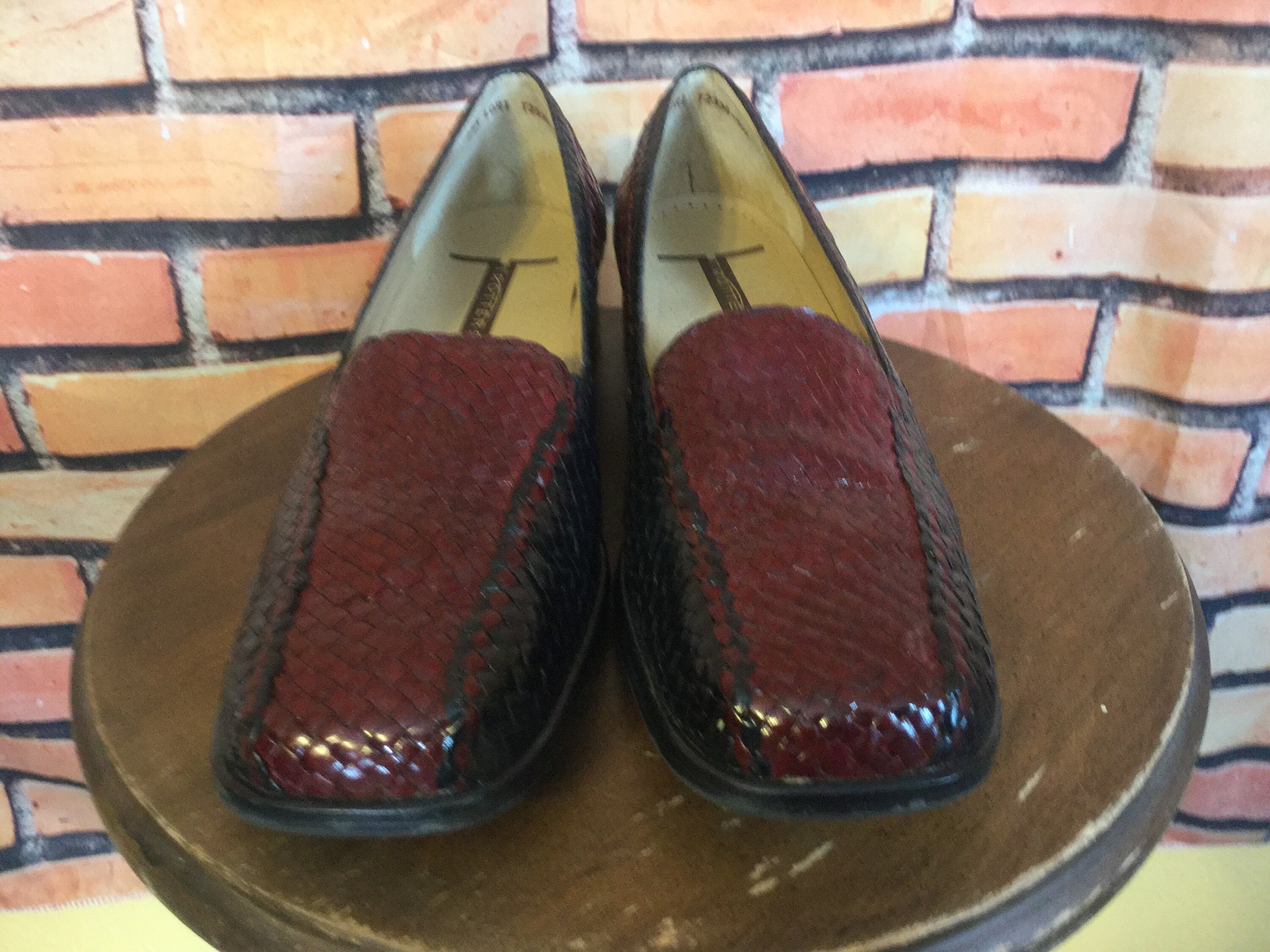 Leather Two tone shoes Size 9N Trotters SockLess Shoes Slip On Etsy