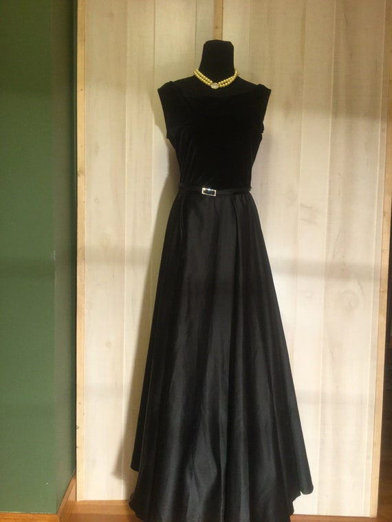 black gown canada
