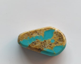 Kingman ribbon turquoise cabochon (Backed)