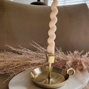 CURL...tapered spiral candle shaped soy wax candle decorative sculptural aesthetic candle modern home decor candle figure trendy candles