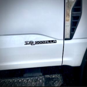コーティングされた 7.3L GODZILLA バッジ フォード スーパーデューティ トレマー F250 (複数の色!) 1 台