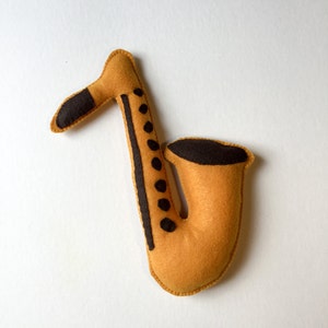 Toy Saxophone, Plush Saxophone, Stuffed Saxophone, Pretend Play, Baby Saxophone, Baby Gift, Felt Toys, Music Nursery