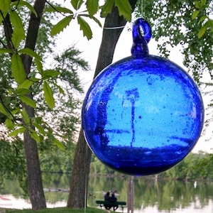 Adornos navideños de vidrio de adentro hacia afuera: Orbes colgantes de vidrio soplado de colores