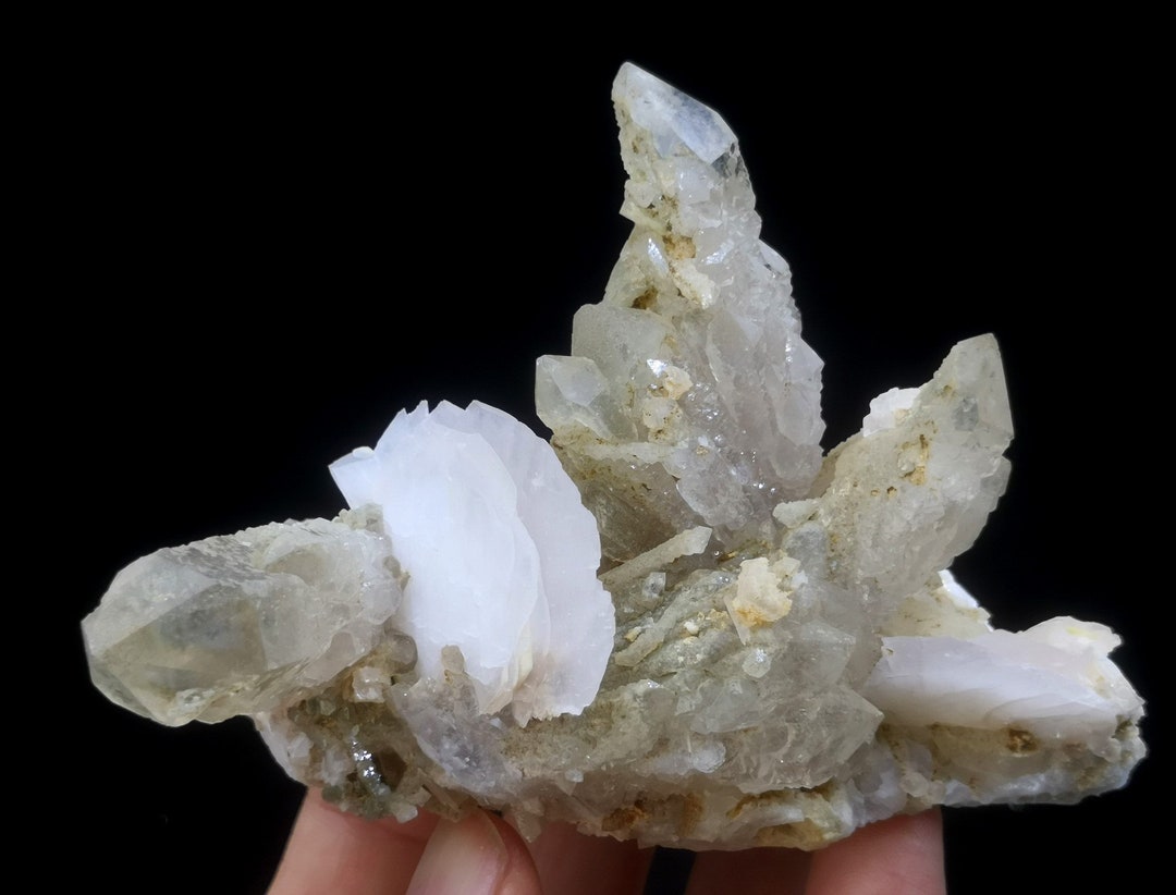 162g 86 mm 鋭いマンガノカルサイト（蛍光）ブレードクリスタルと