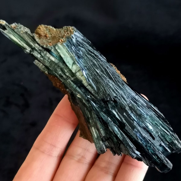 Hold for T** 114mm 141g POWERFUL GREEN/BLUE Vivianite from Brazil (you'll receive this one), Natural Mineral Specimen, CM2340680