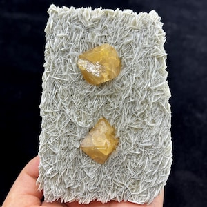 114 mm, 415 g, gemmy scheelite avec muscovite, échantillon de minéraux naturels en provenance de Chine CM2381854