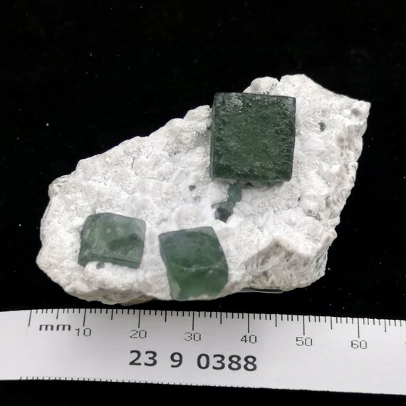 モンゴル産モランディフローライト モンゴル産モランディフローライト モンゴル産 フローライト – 天然石